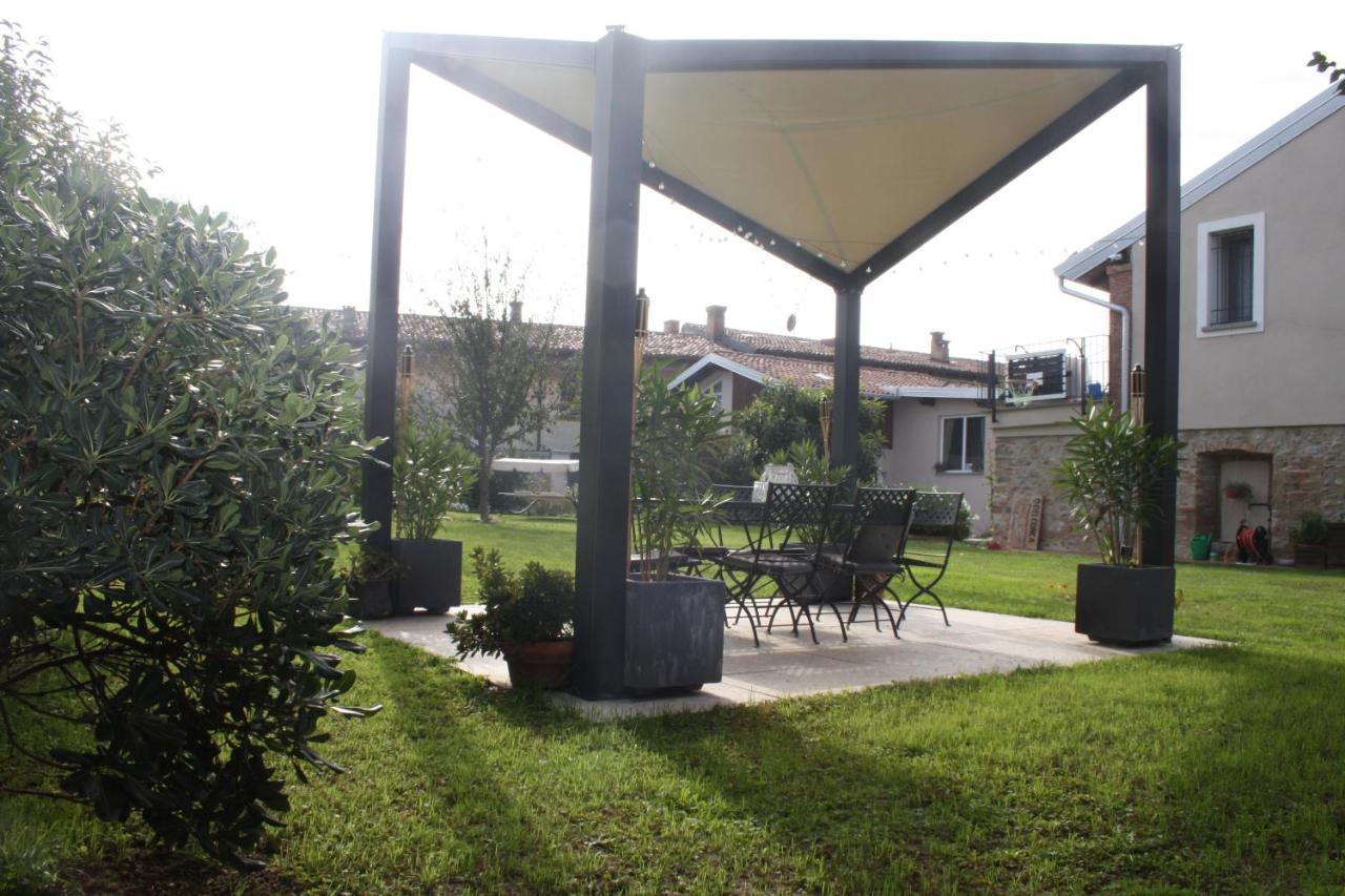 Cascina San Martino Bed and Breakfast Passirano Buitenkant foto